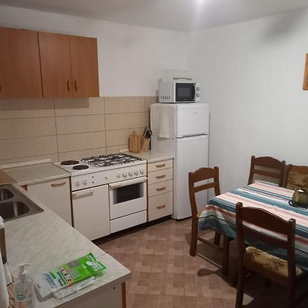 Old Town Apartment Murter Buitenkant foto