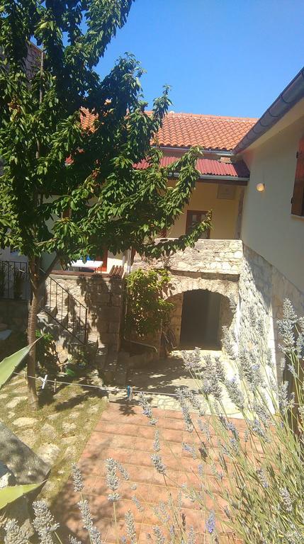 Old Town Apartment Murter Buitenkant foto