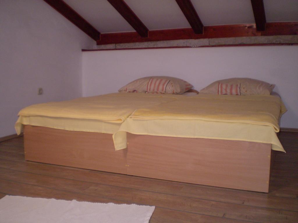 Old Town Apartment Murter Buitenkant foto